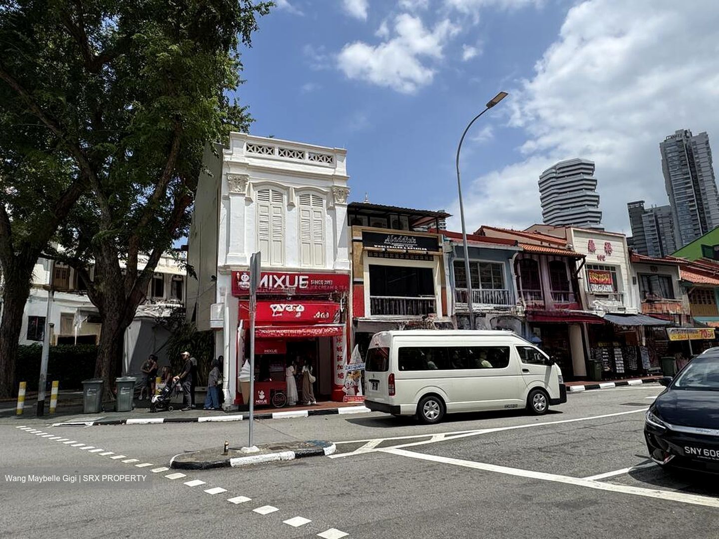 North Bridge Road (D7), Retail #521044311